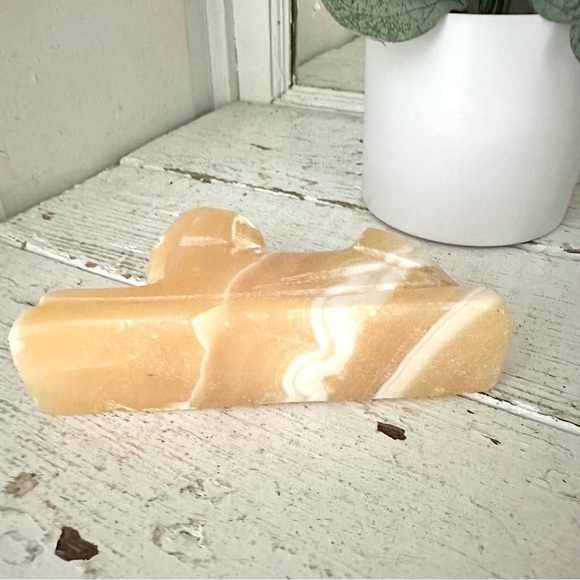 Vintage Yellow Onyx Sphinx Desktop Paperweight Egyptian Statue Carved Stone - Picture 6 of 10